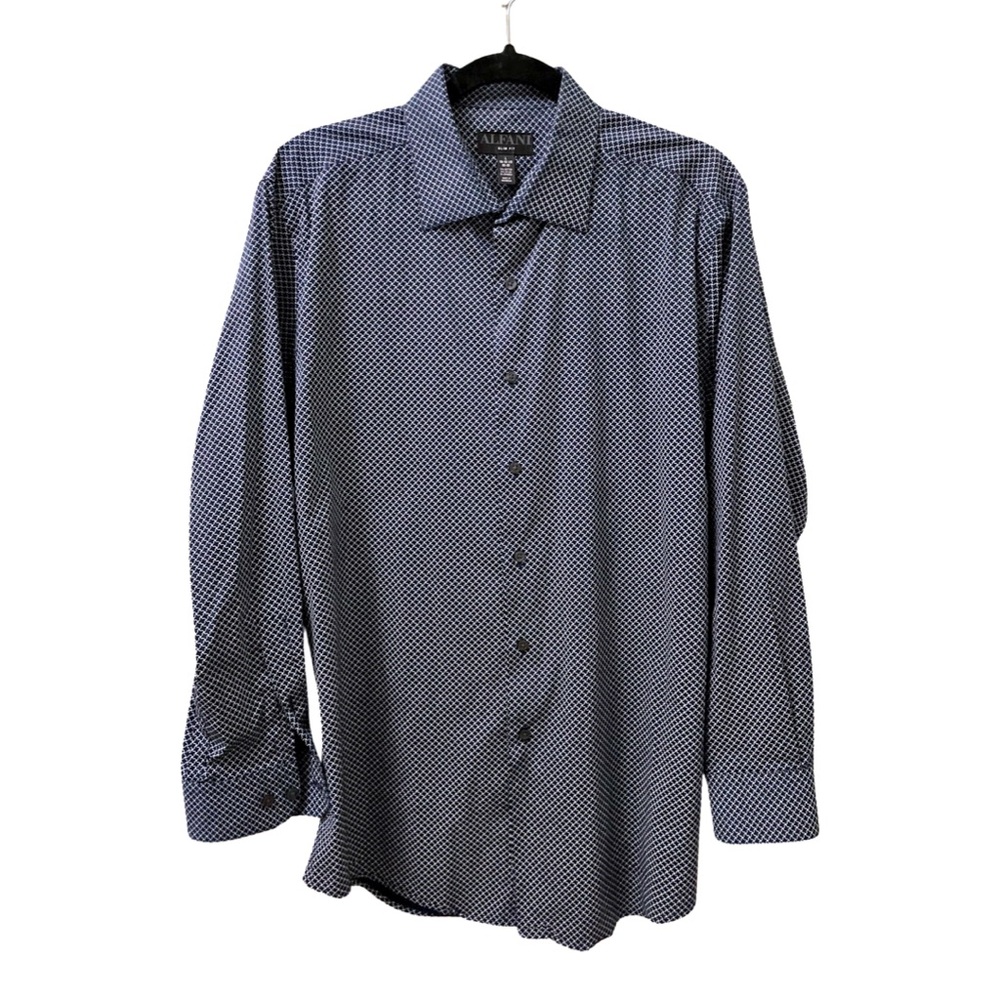 Alfani. Navy patterned L/S button down shirt. 16-16.5 (L). Cotton/Nylon/Spandex.